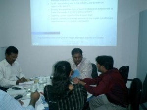 534044_367107746685830_1946366193_n